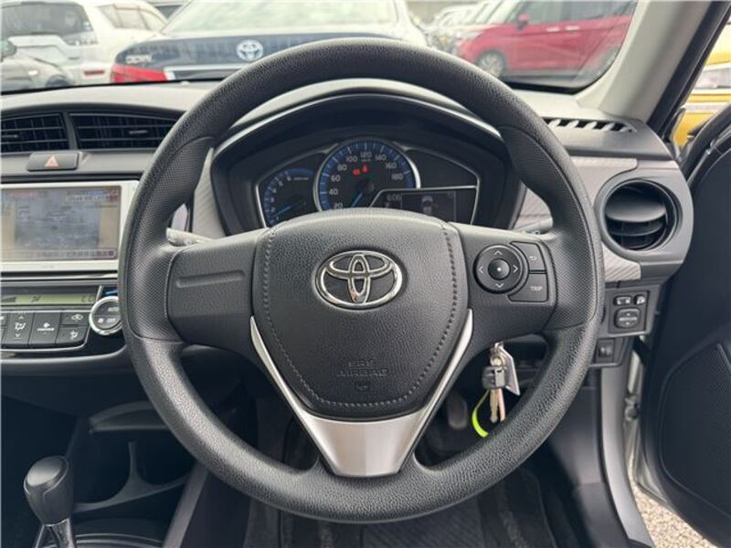 COROLLA AXIO