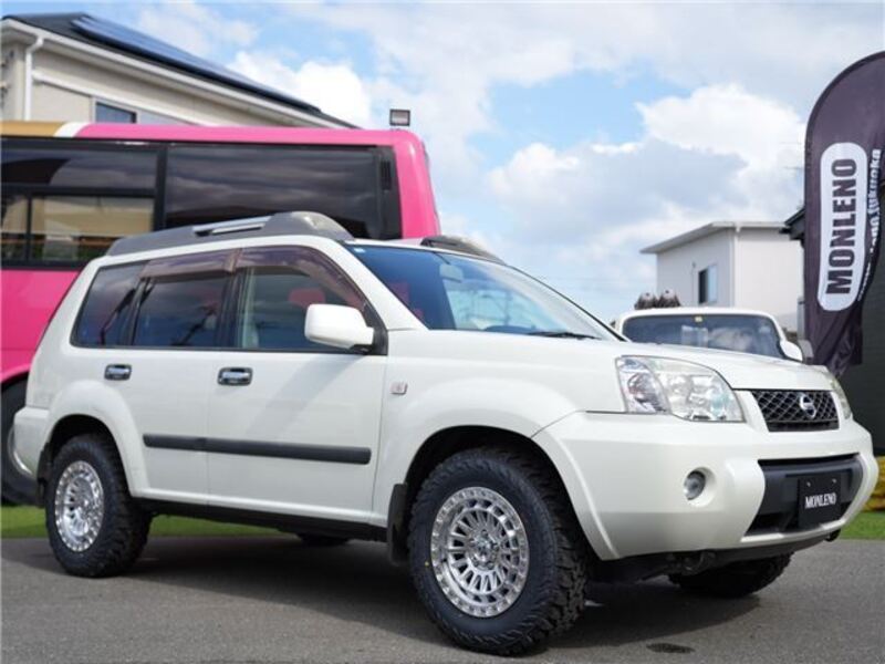 X-TRAIL