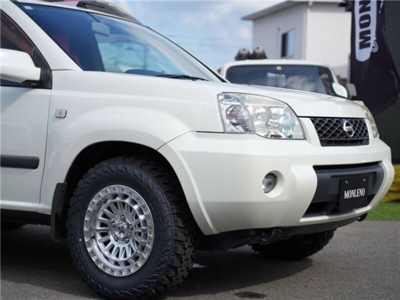 X-TRAIL