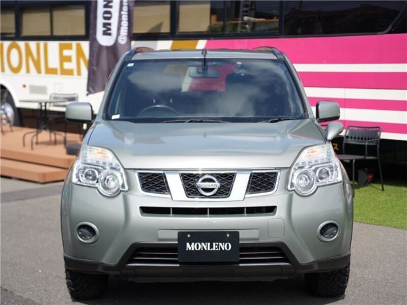 X-TRAIL