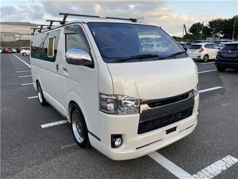 HIACE VAN