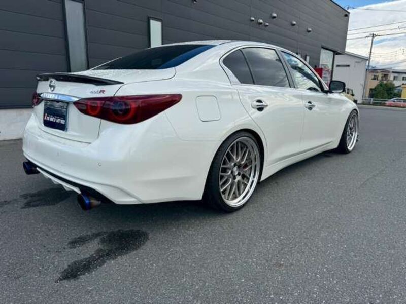 SKYLINE