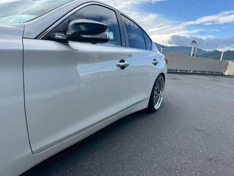 SKYLINE