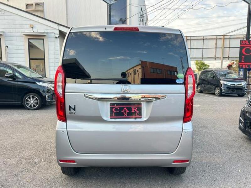 N BOX CUSTOM