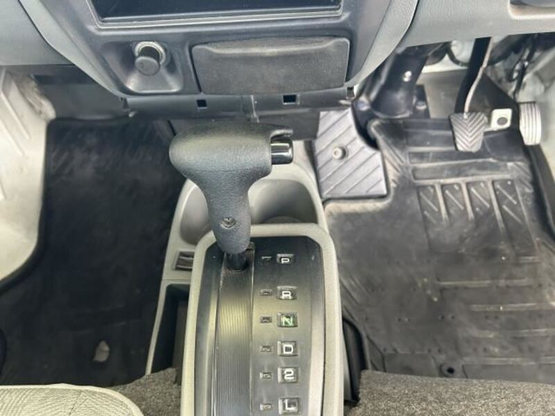 MINICAB VAN