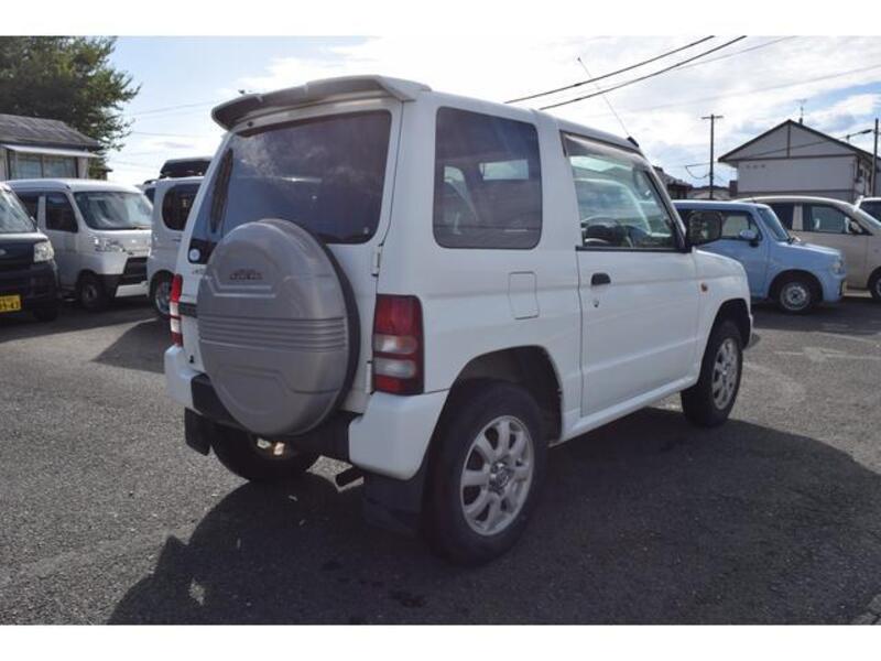 PAJERO MINI