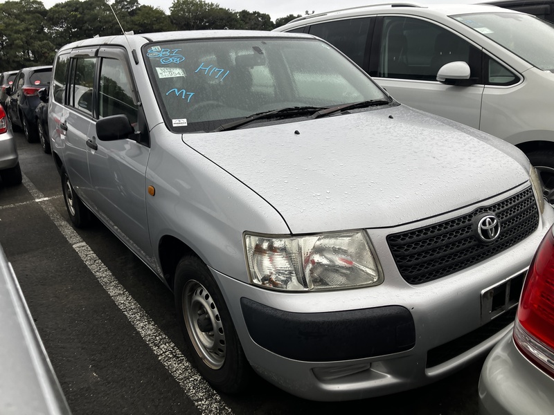 SUCCEED VAN