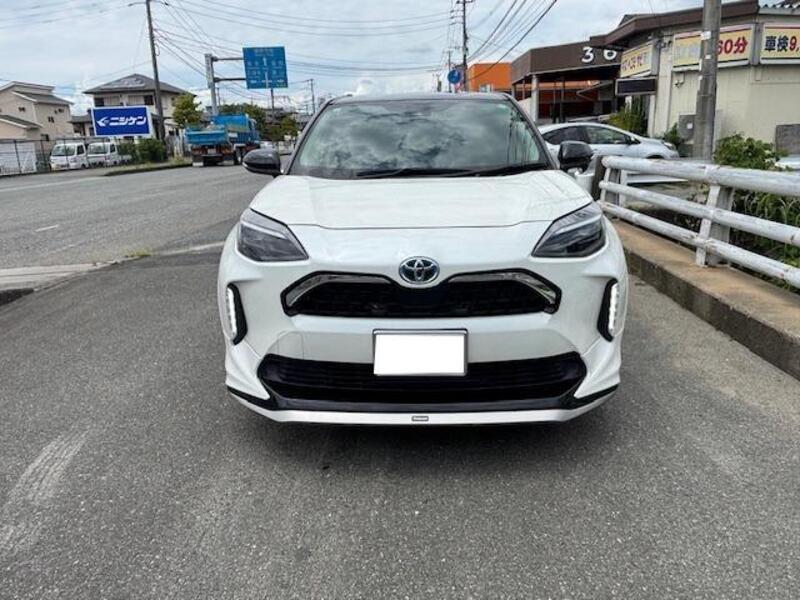YARIS CROSS