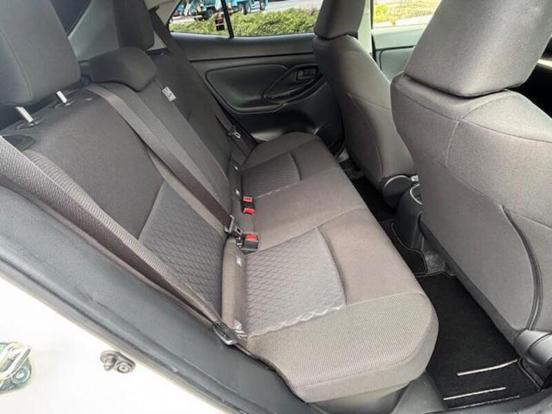 YARIS CROSS