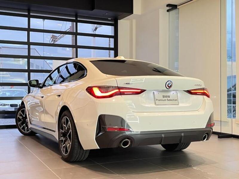 4 SERIES