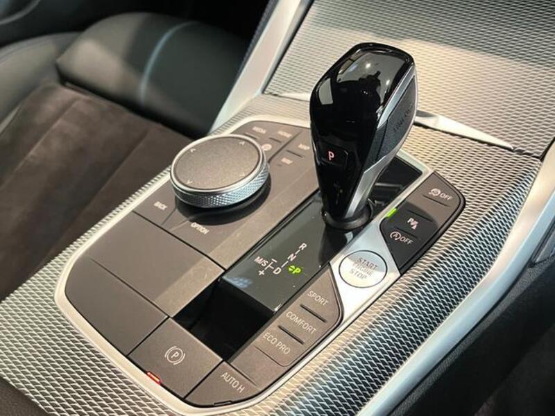 4 SERIES