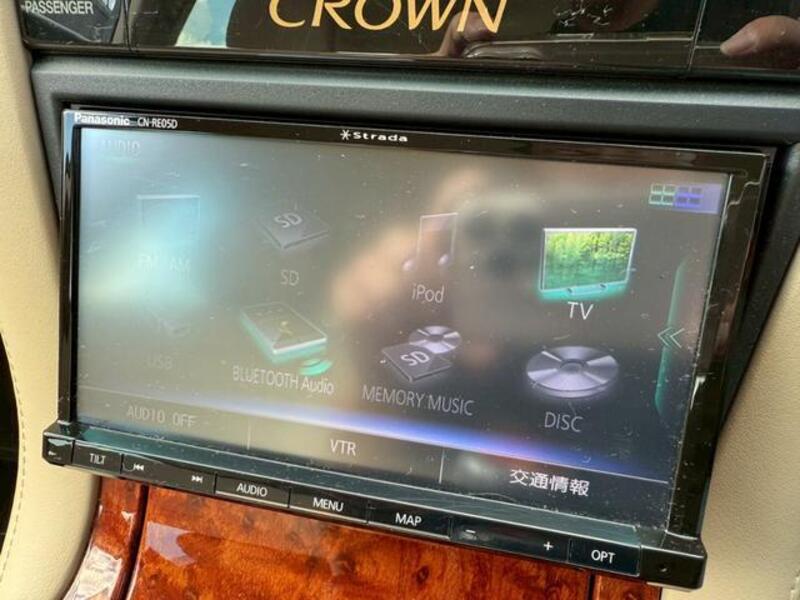 CROWN