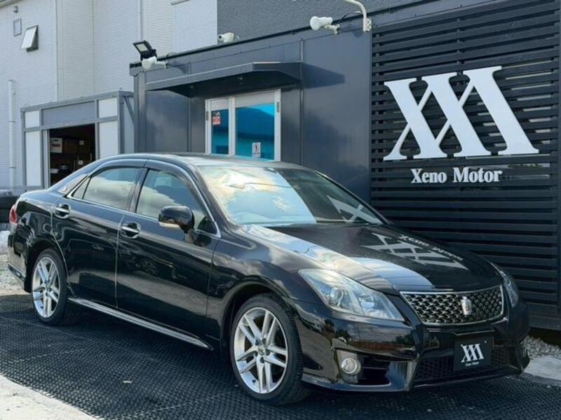 TOYOTA CROWN