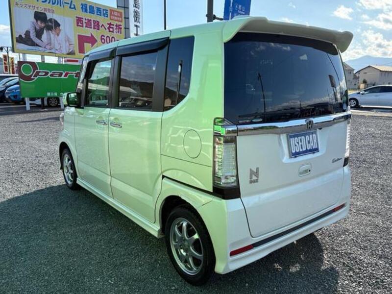 N BOX CUSTOM