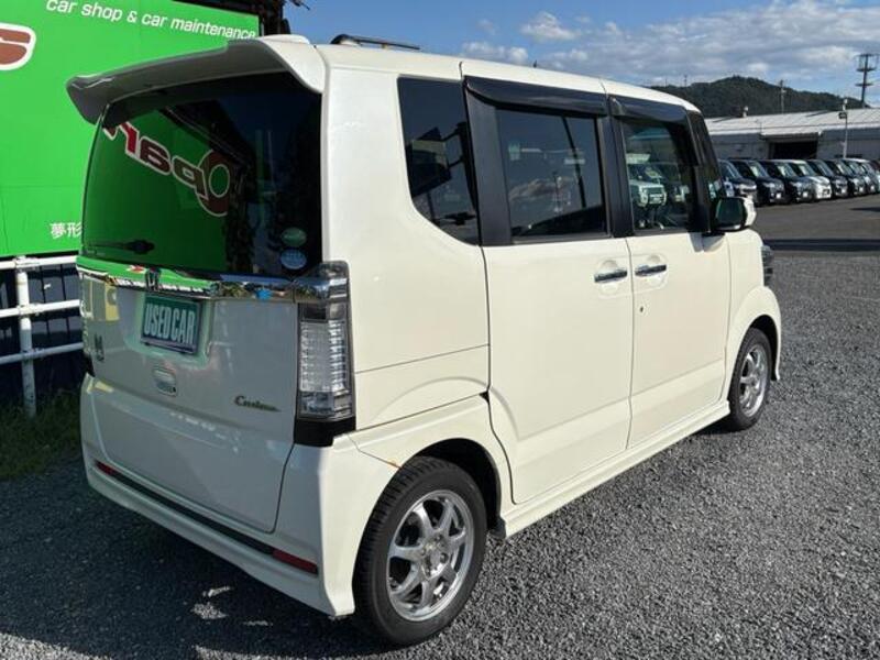 N BOX CUSTOM