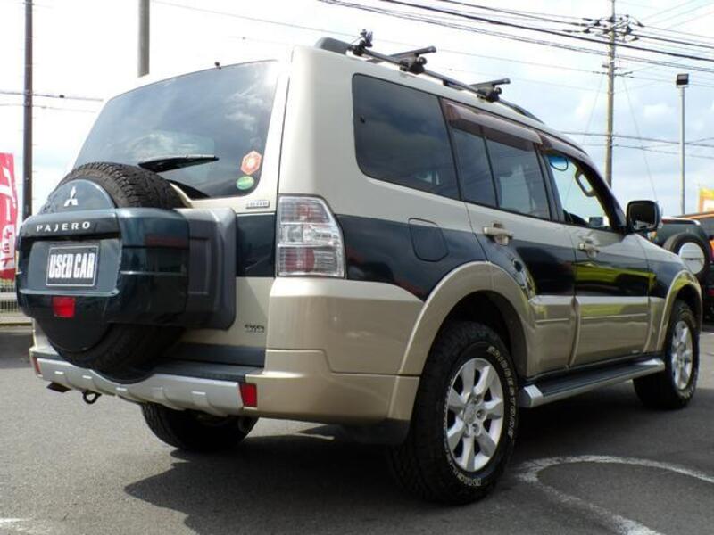 PAJERO