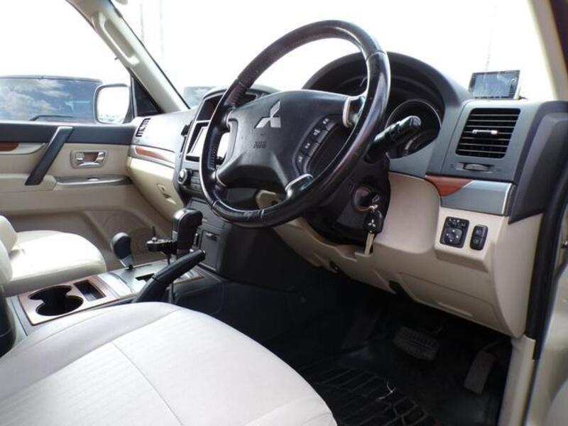 PAJERO
