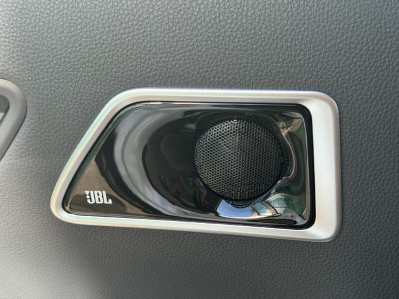LAND CRUISER
