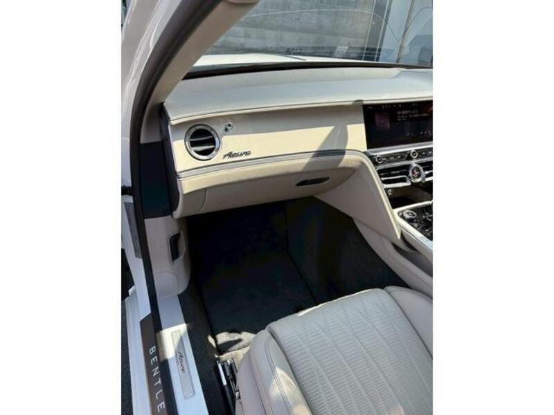 FLYING SPUR