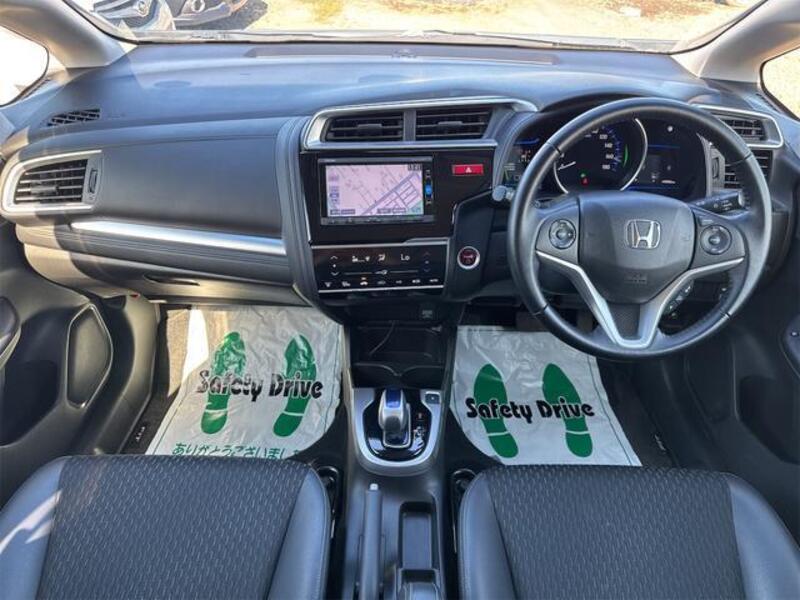 FIT HYBRID