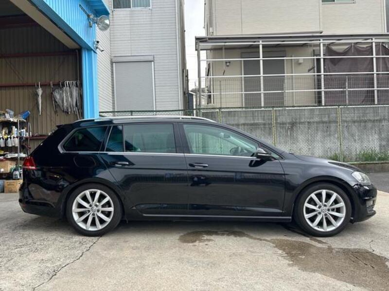 GOLF VARIANT
