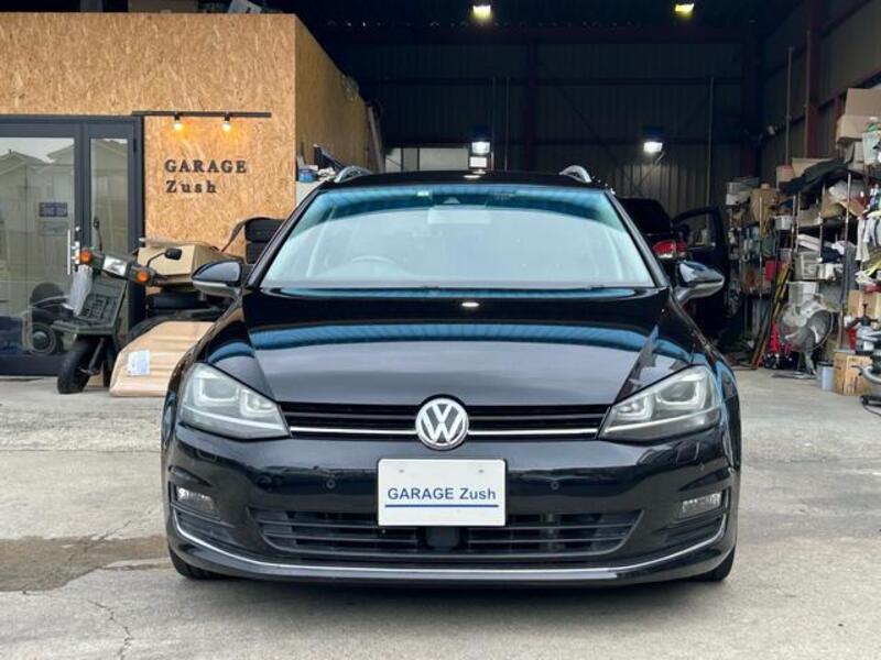 GOLF VARIANT