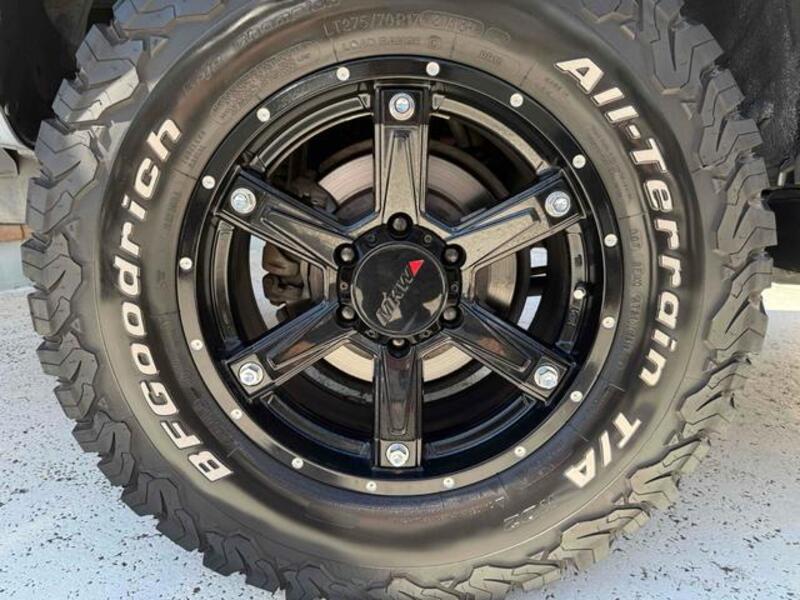 HILUX SURF