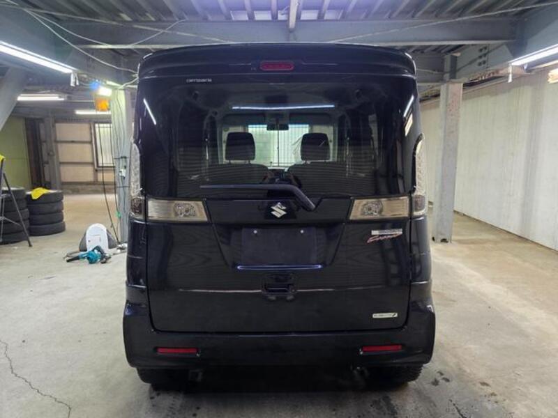 SPACIA CUSTOM
