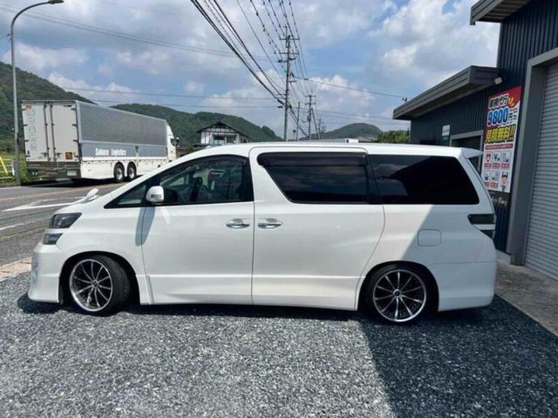 VELLFIRE