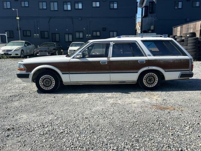 GLORIA WAGON