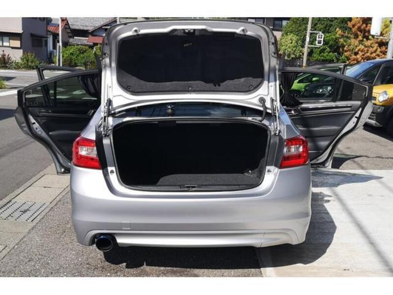 LEGACY B4