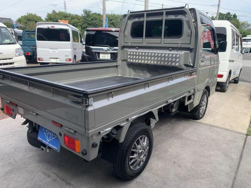 CARRY TRUCK