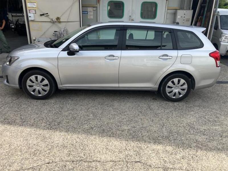 COROLLA FIELDER