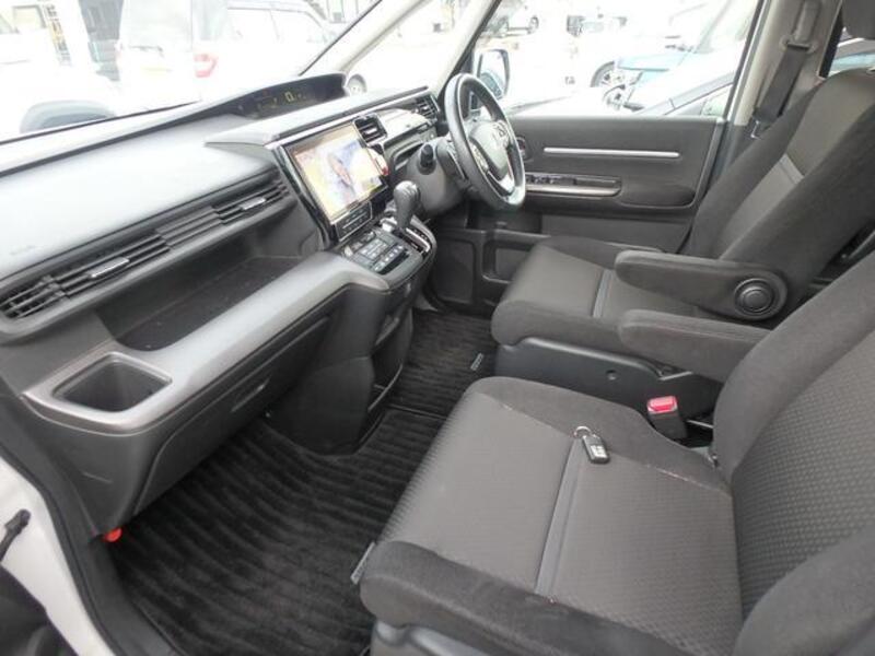 STEPWAGON SPADA