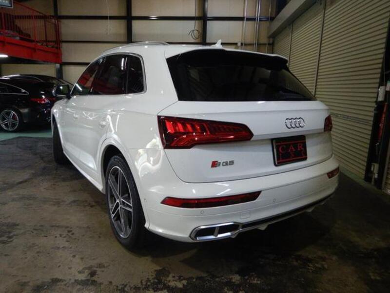 SQ5