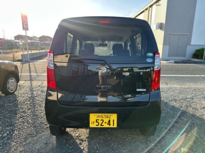 WAGON R