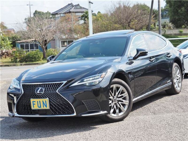 LEXUS LS
