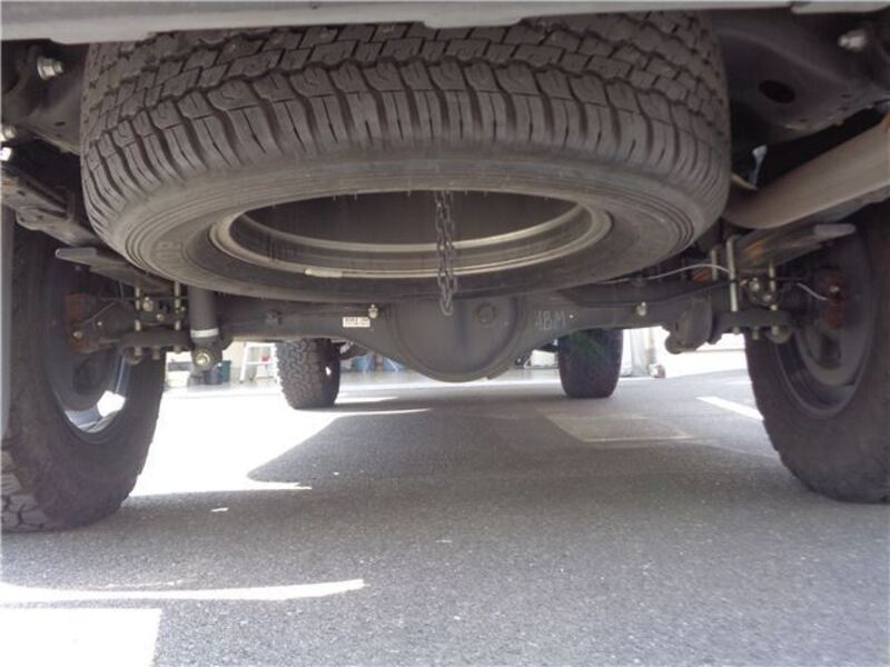 HILUX