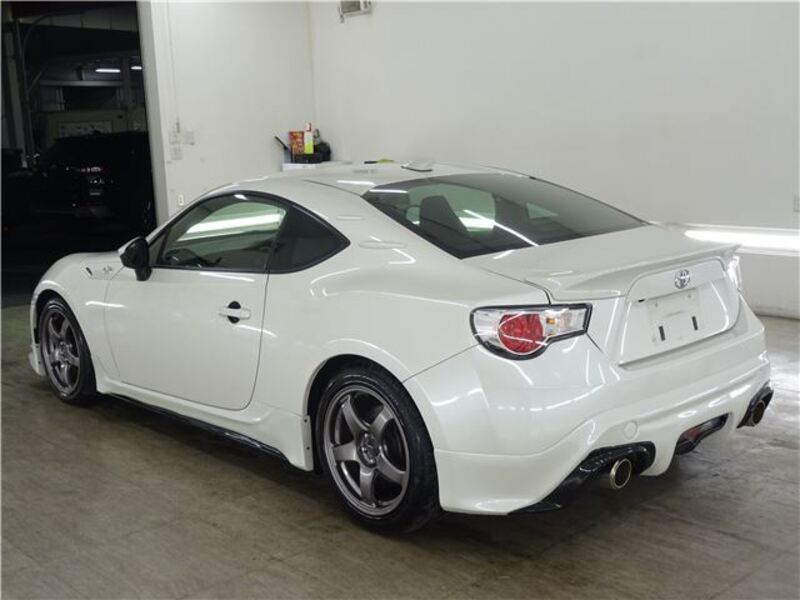 86