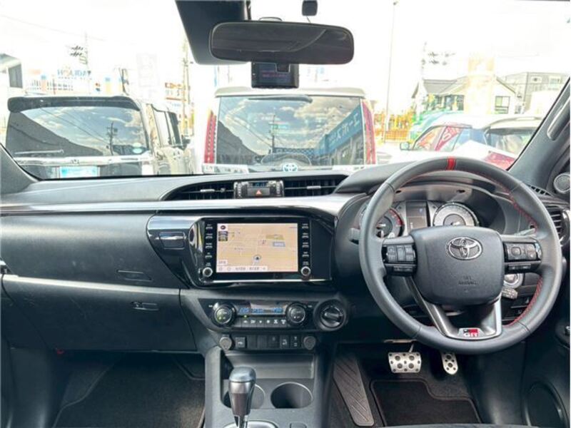 HILUX