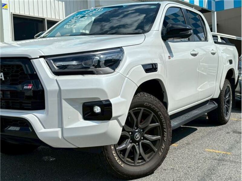 HILUX