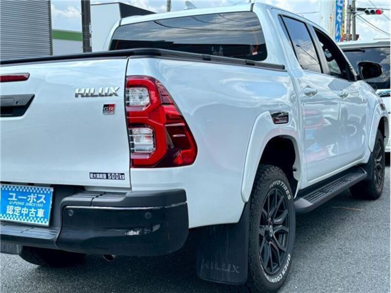 HILUX
