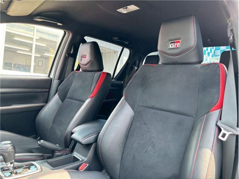 HILUX