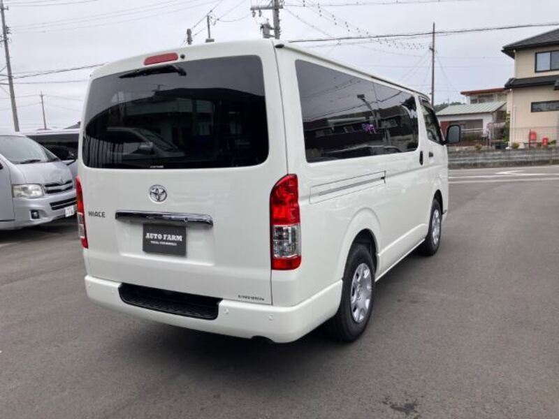 HIACE