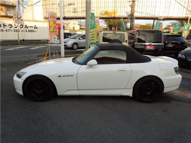 S2000