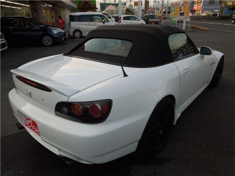 S2000