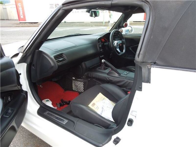 S2000