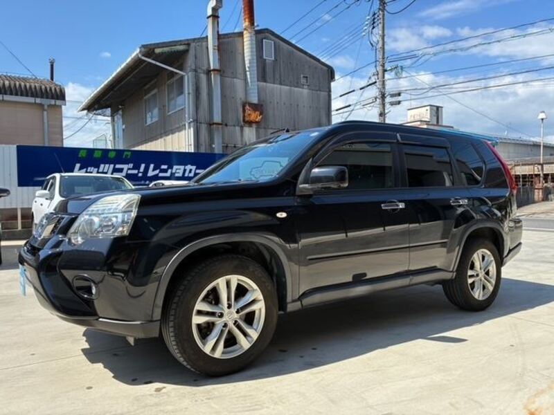 X-TRAIL