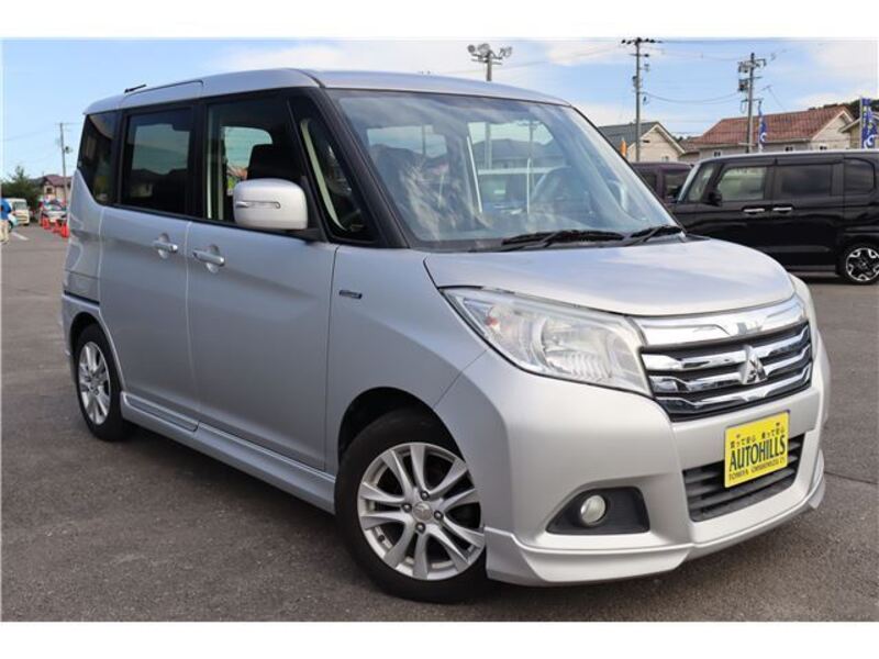 MITSUBISHI DELICA D2