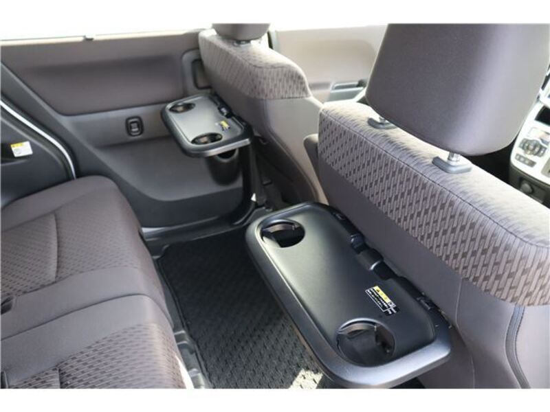 DELICA D2